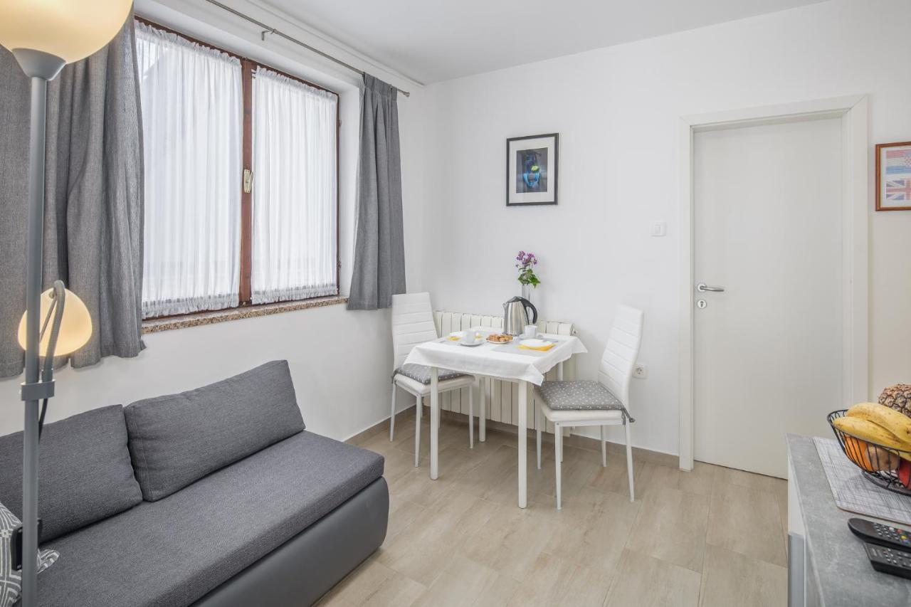 Apartments Villa Katana Poreč Buitenkant foto