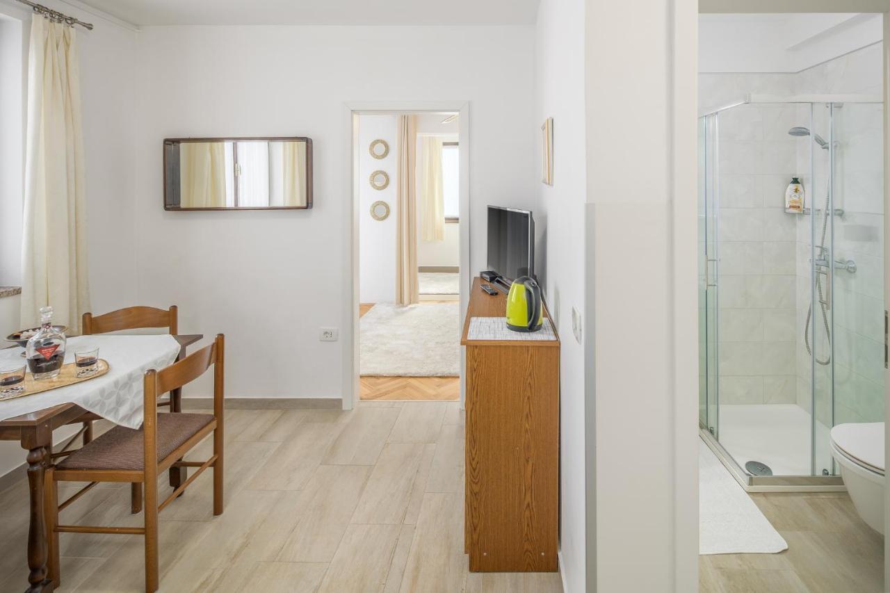 Apartments Villa Katana Poreč Buitenkant foto